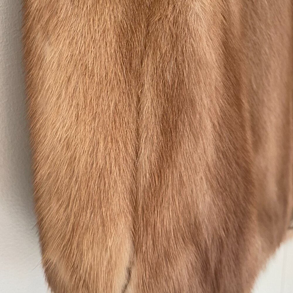 Vintage 1940s Mink Fur Capelet – XS – Exceptional Condition - Picture 3 of 8